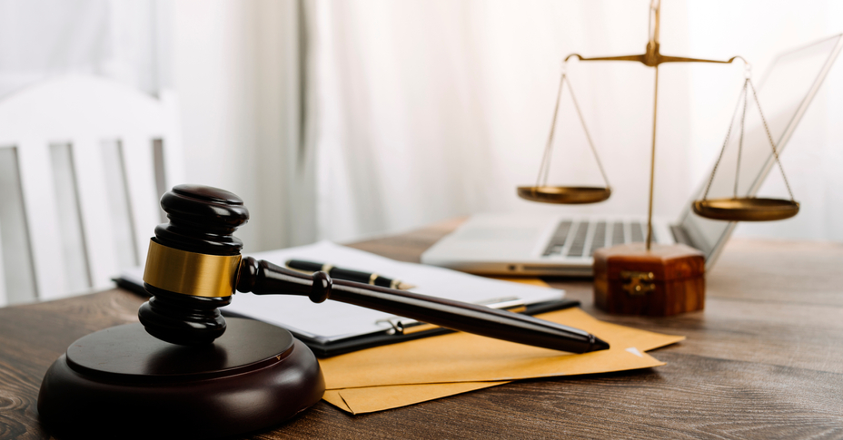 5 advantages of using a local law firm
